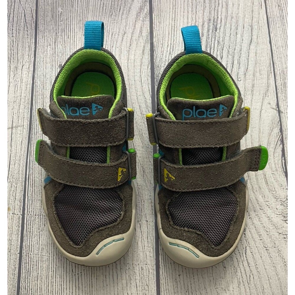 Gray Grey plae Little Boy Toddler Shoes, Size 8.5